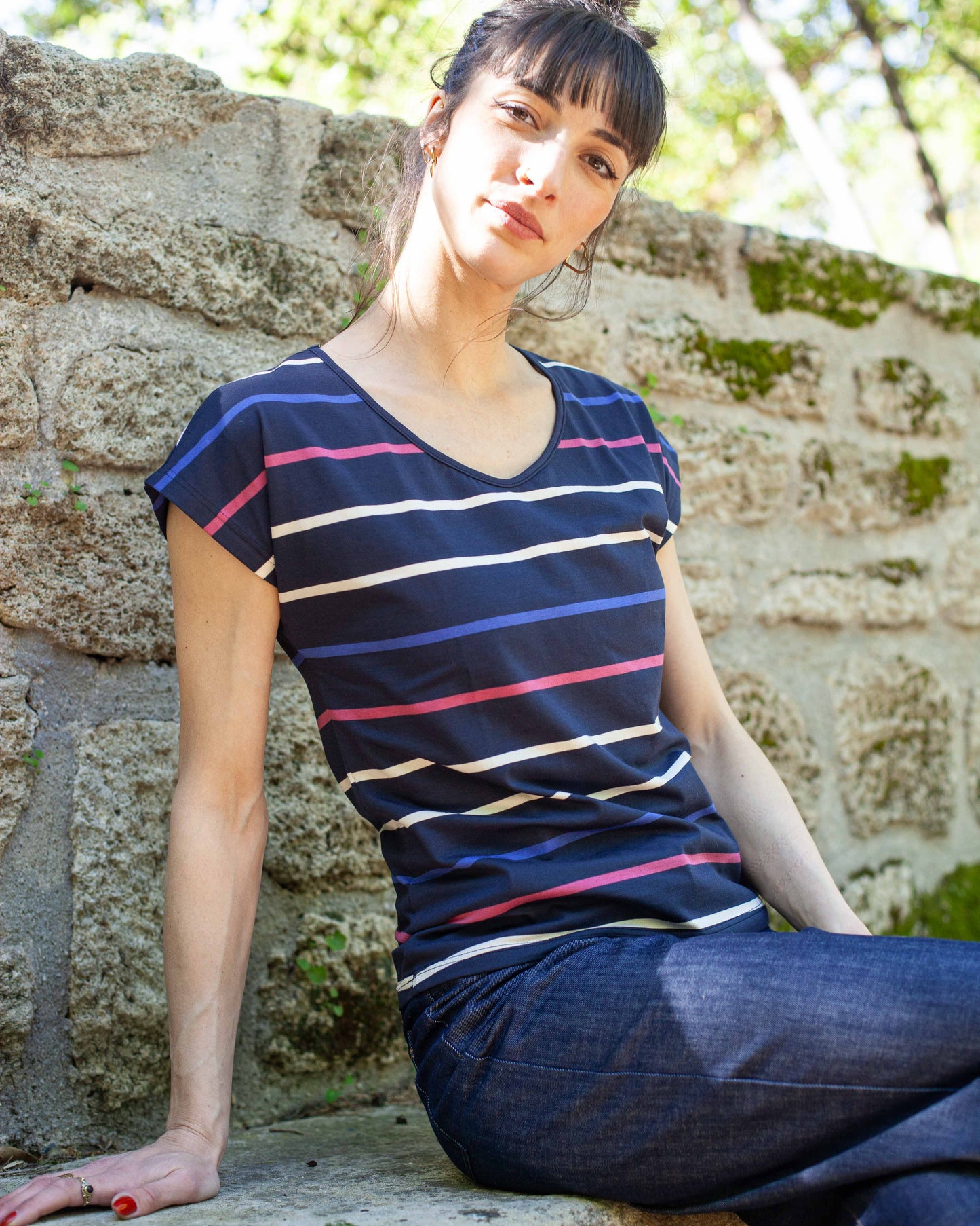 Tee-shirt VERO rayé couleurs Marine