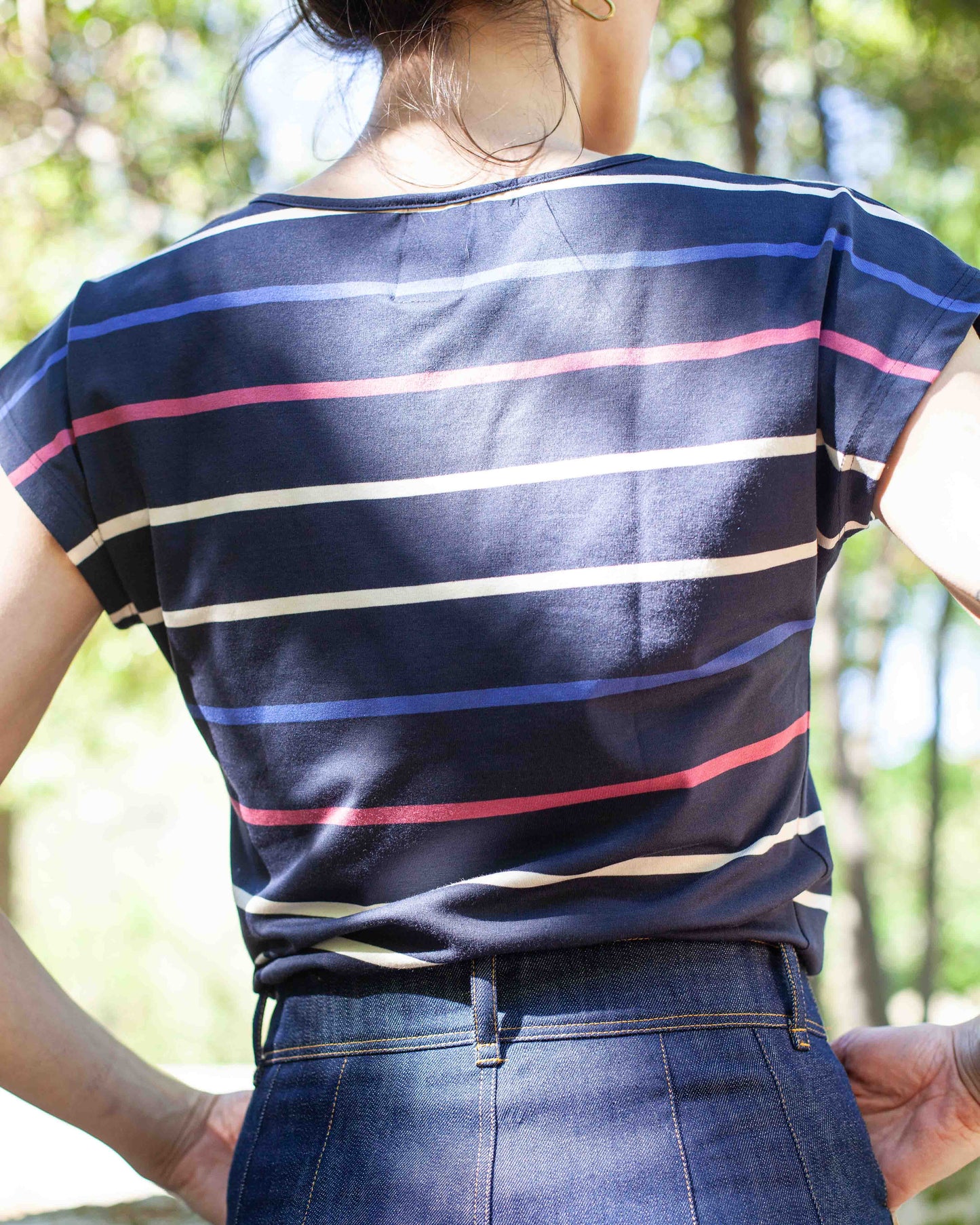 Tee-shirt VERO rayé couleurs Marine