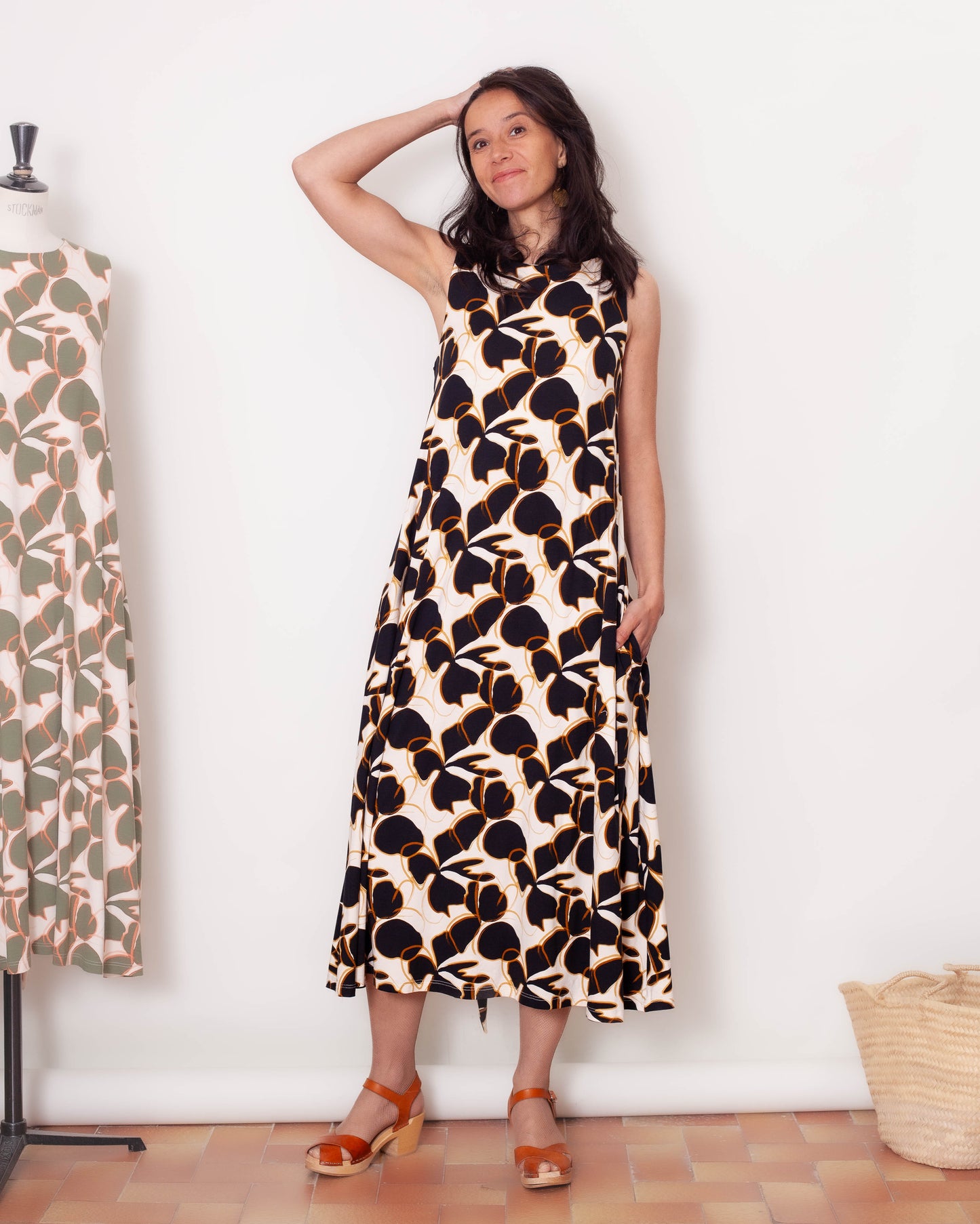 Robe Macha fleurs noires