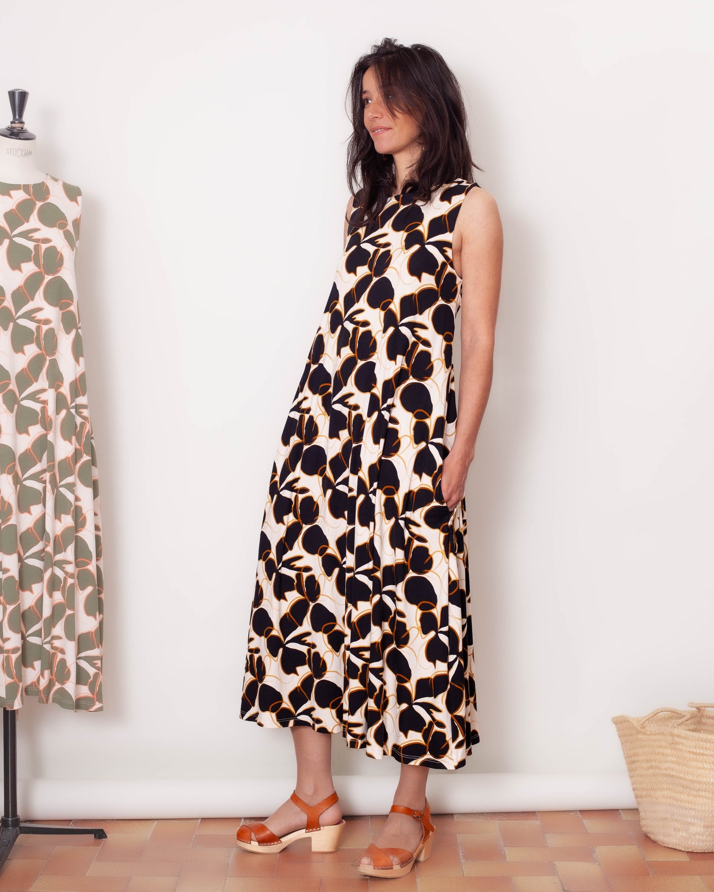 Robe Macha fleurs noires