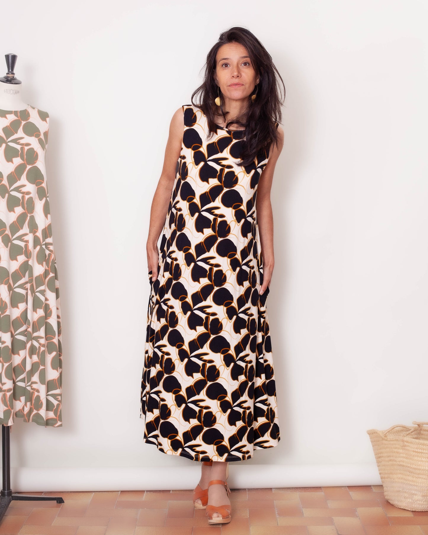 Robe Macha fleurs noires