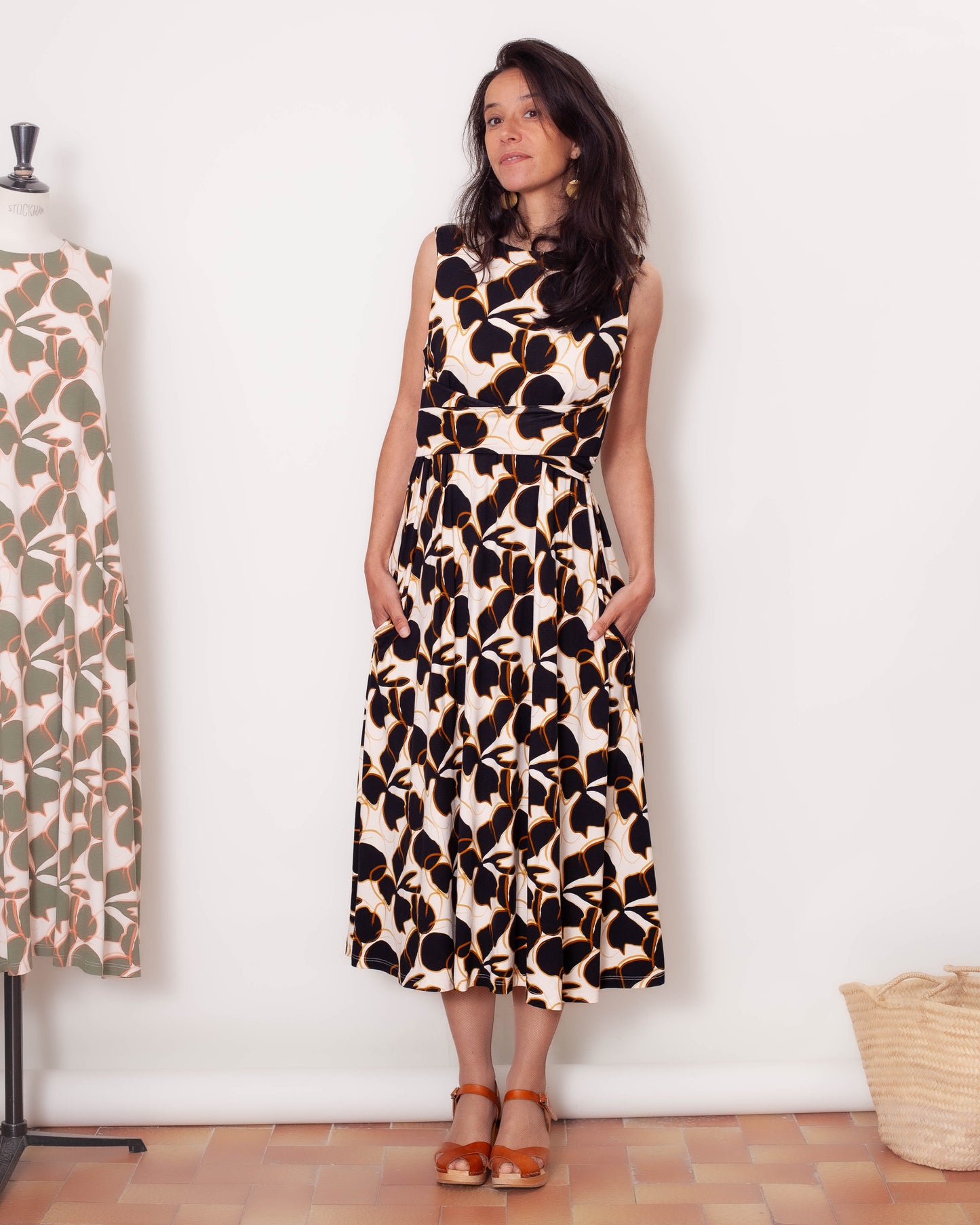 Robe Macha fleurs noires