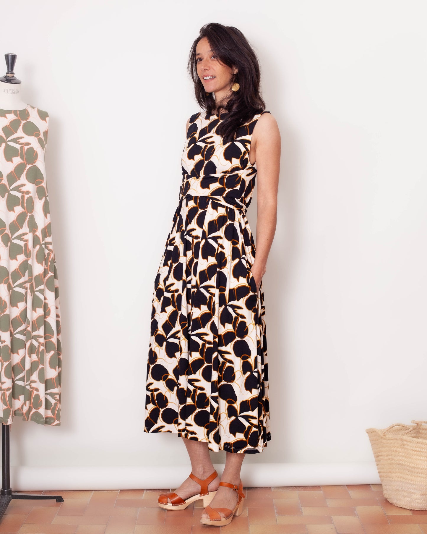 Robe Macha fleurs noires